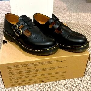 Dr Martens Mary Janes